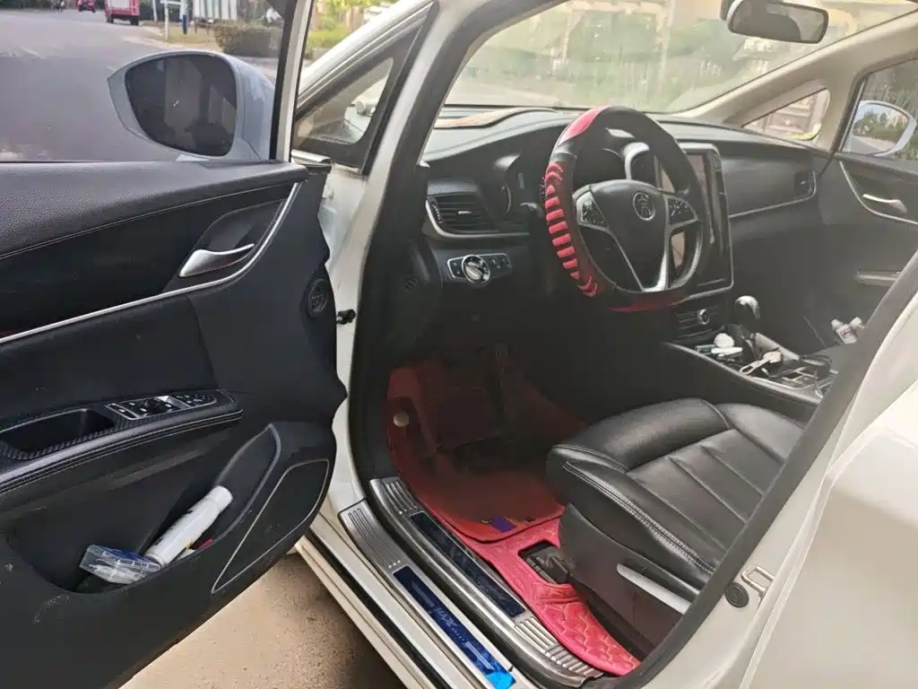 BYD MAX — миниатюра 14