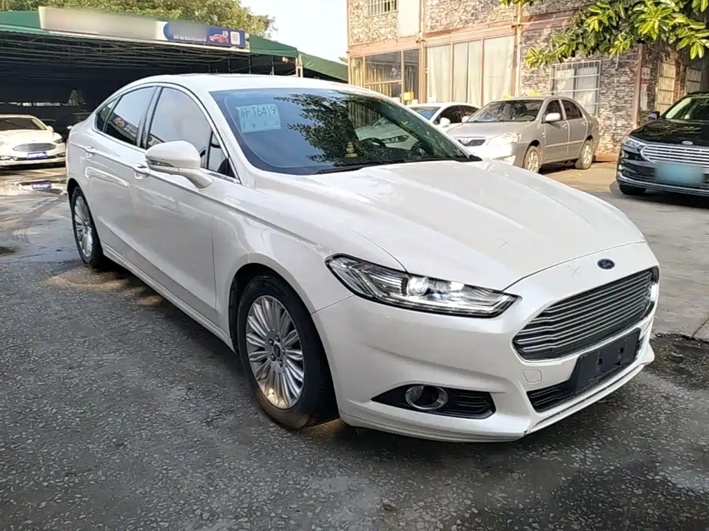 Ford Mondeo — миниатюра 4