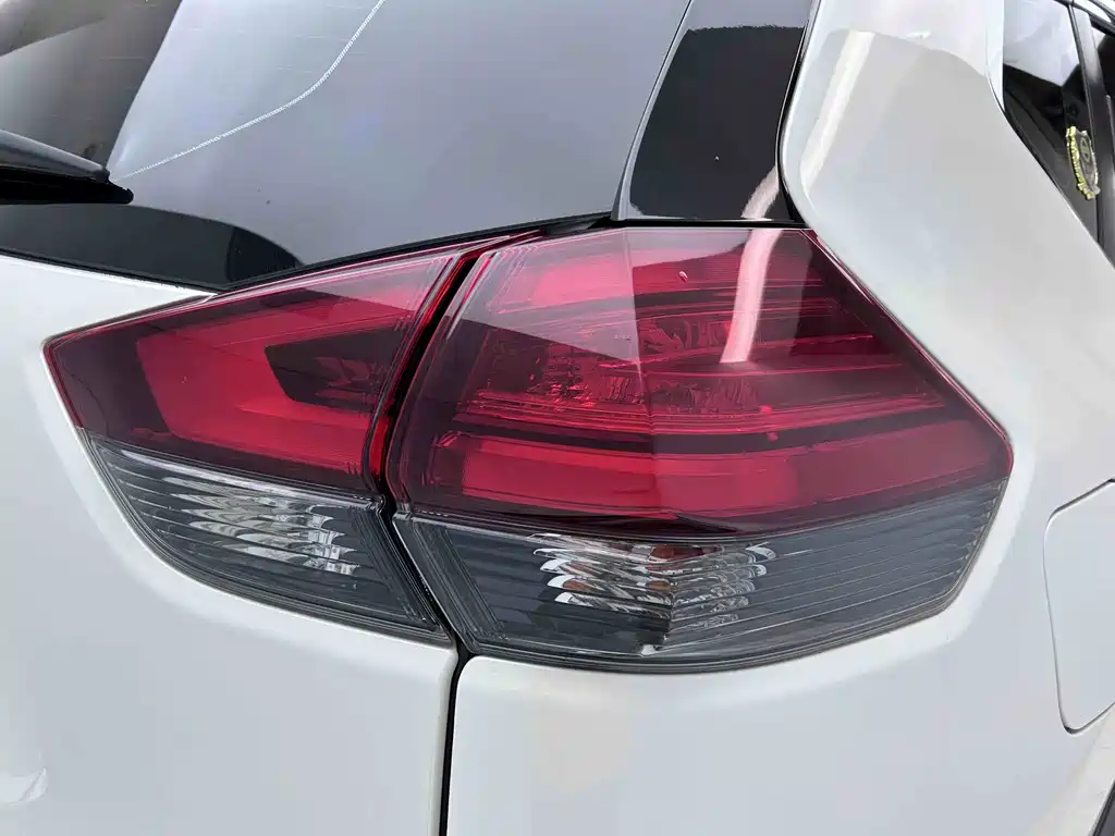 Nissan X-Trail — миниатюра 22