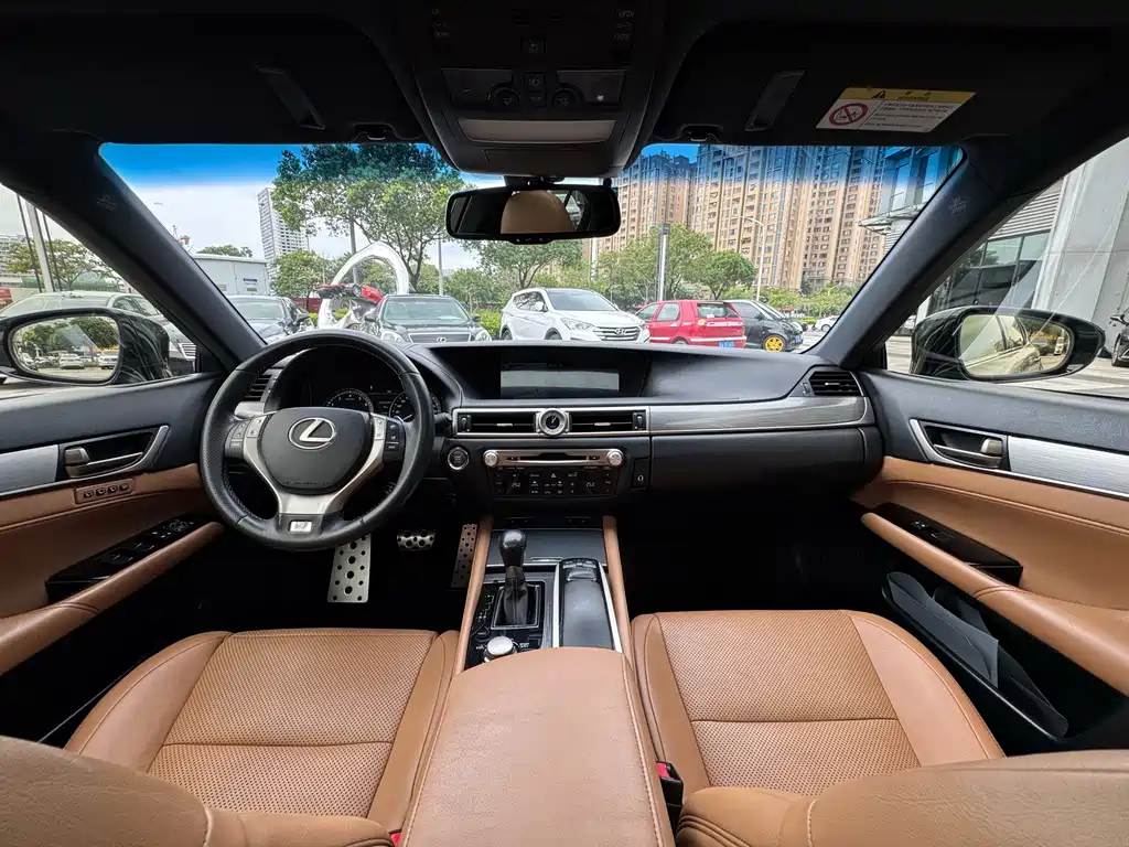 Lexus GS — миниатюра 8
