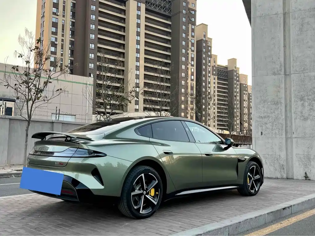 XIAOMI CAR XIAOMI SU7