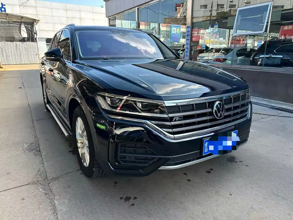 Volkswagen Touareg — миниатюра 3