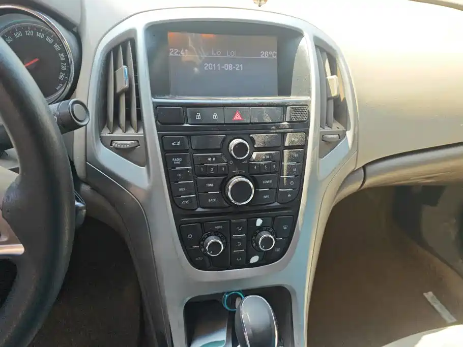 Buick Excelle — миниатюра 13