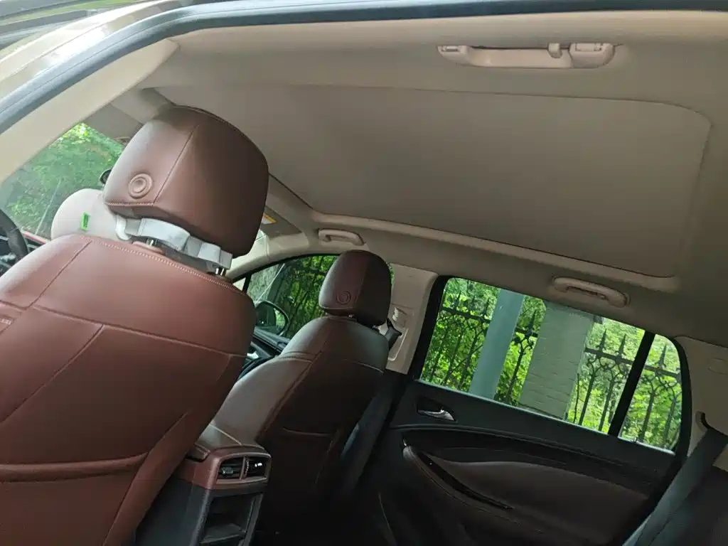 Buick Envision Plus — миниатюра 15
