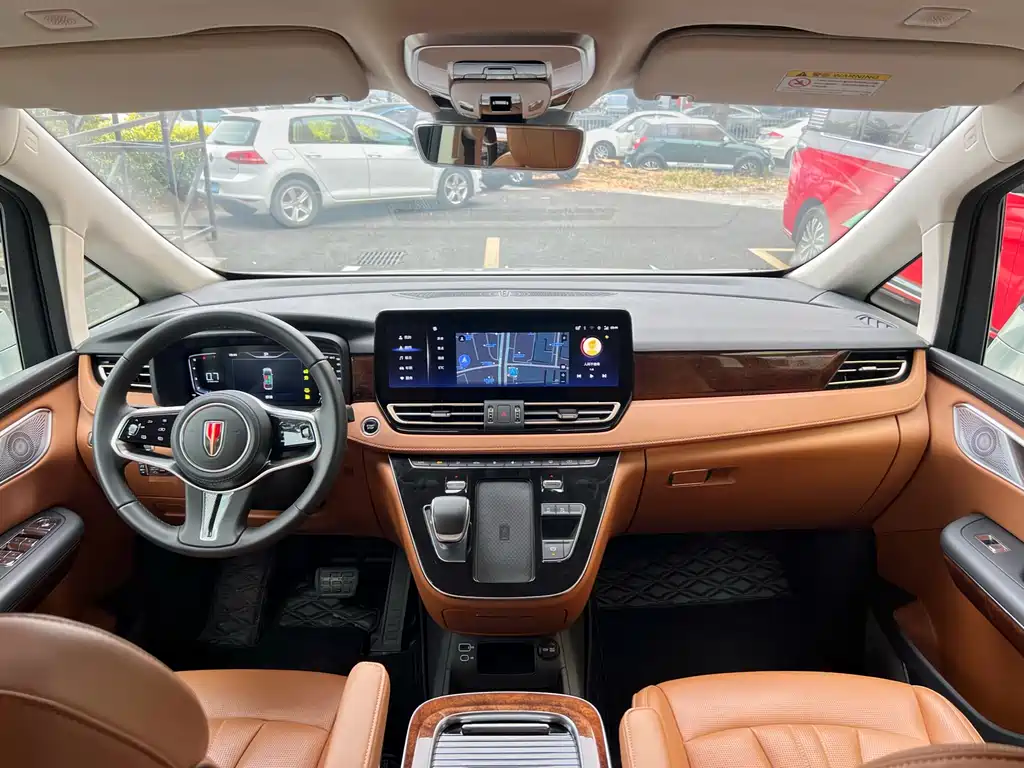 Hongqi HQ9 2023 2.0T