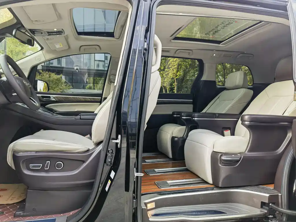 GAC Motor Trumpchi M8 — миниатюра 11