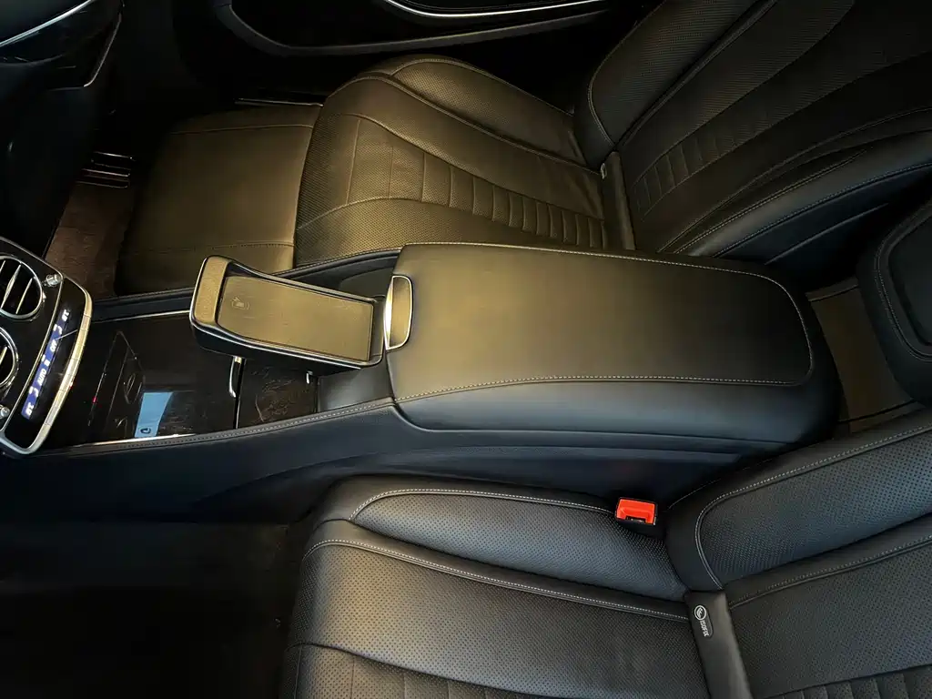 Mercedes-Benz S-Class — миниатюра 36