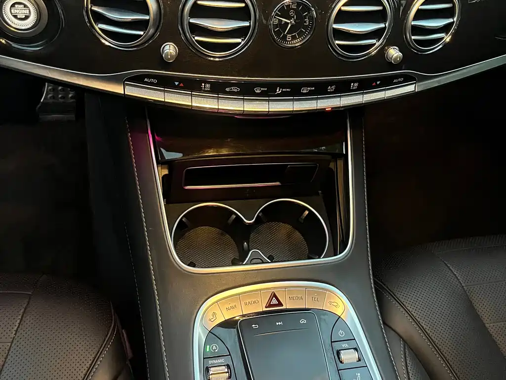 Mercedes-Benz S-Class — миниатюра 47