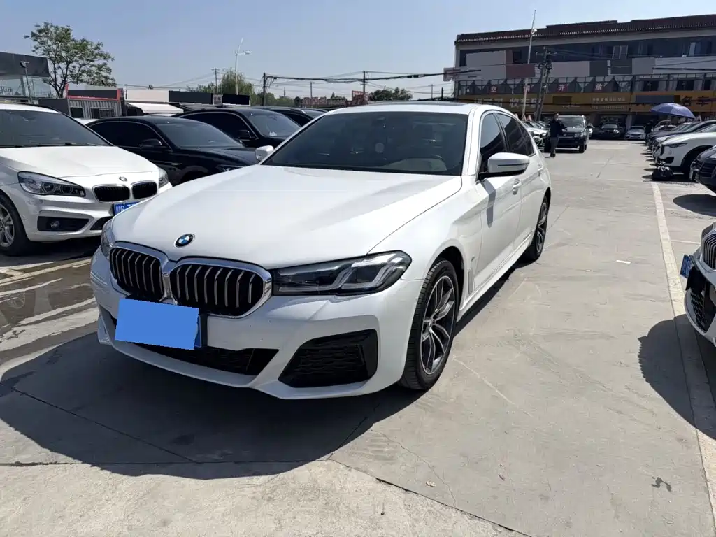 BMW 5 Series 2023