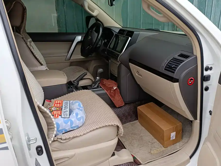 Toyota Prado (Import) — миниатюра 8