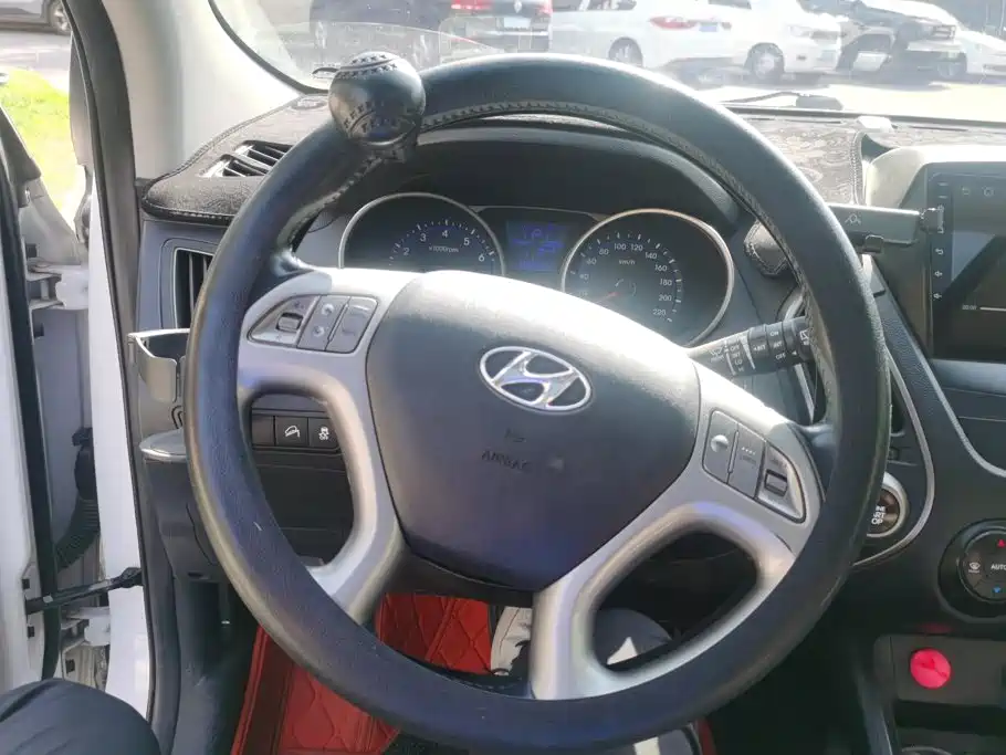 Hyundai ix35 — миниатюра 15