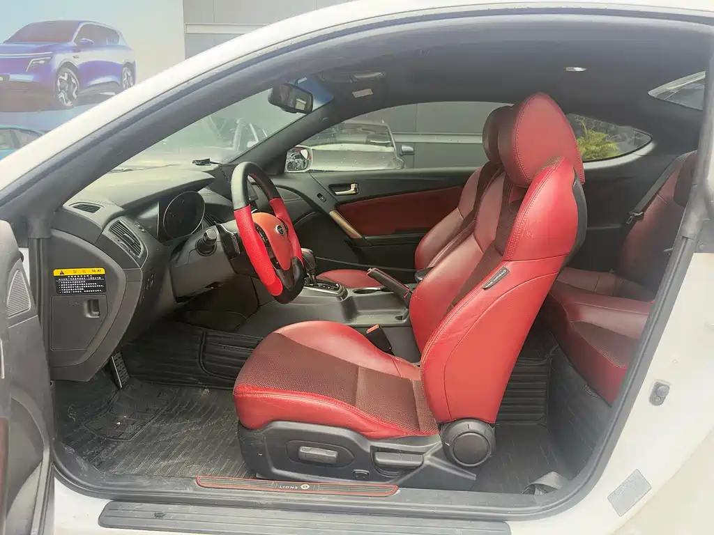 Hyundai Genesis Coupe — миниатюра 5