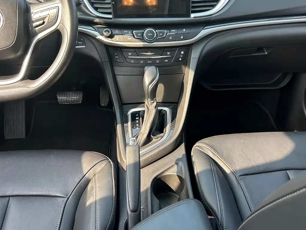 Buick Excelle — миниатюра 17
