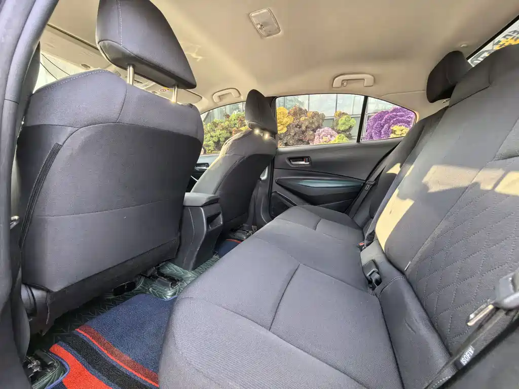 Toyota Corolla — миниатюра 13