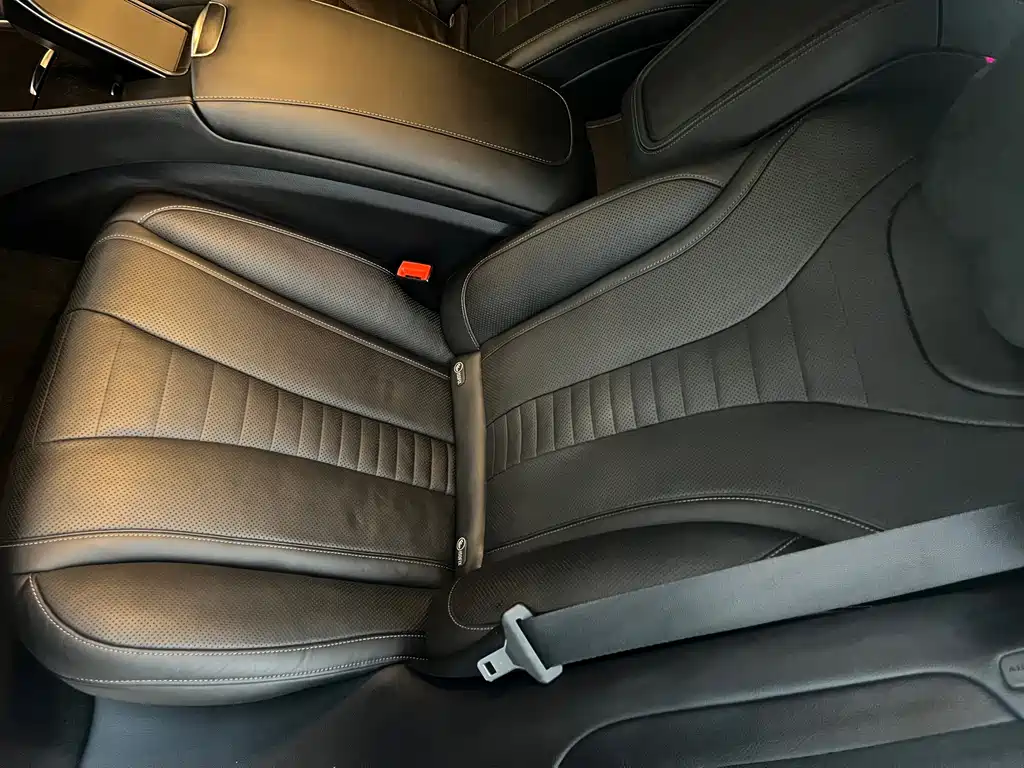Mercedes-Benz S-Class — миниатюра 38