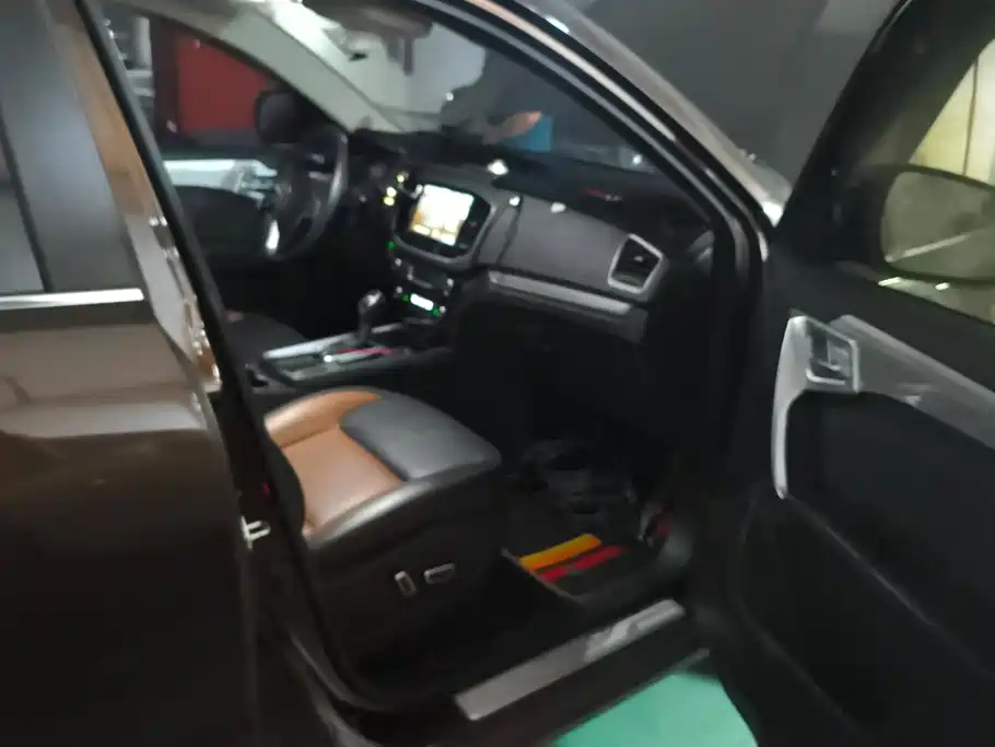 Geely Vision X6 — миниатюра 8