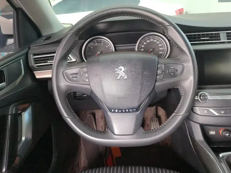 Peugeot 408 — миниатюра 15