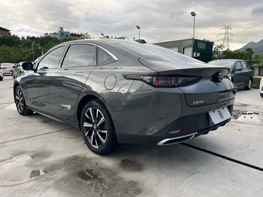 Changan Yida — миниатюра 7