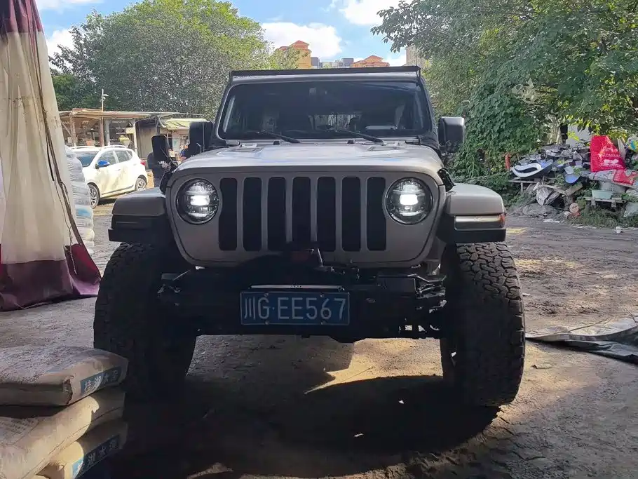 Jeep Wrangler — миниатюра 2