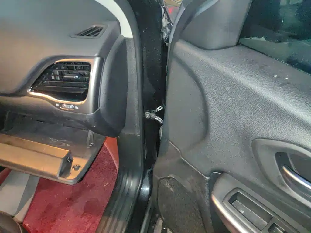 Jeep Cherokee — миниатюра 19