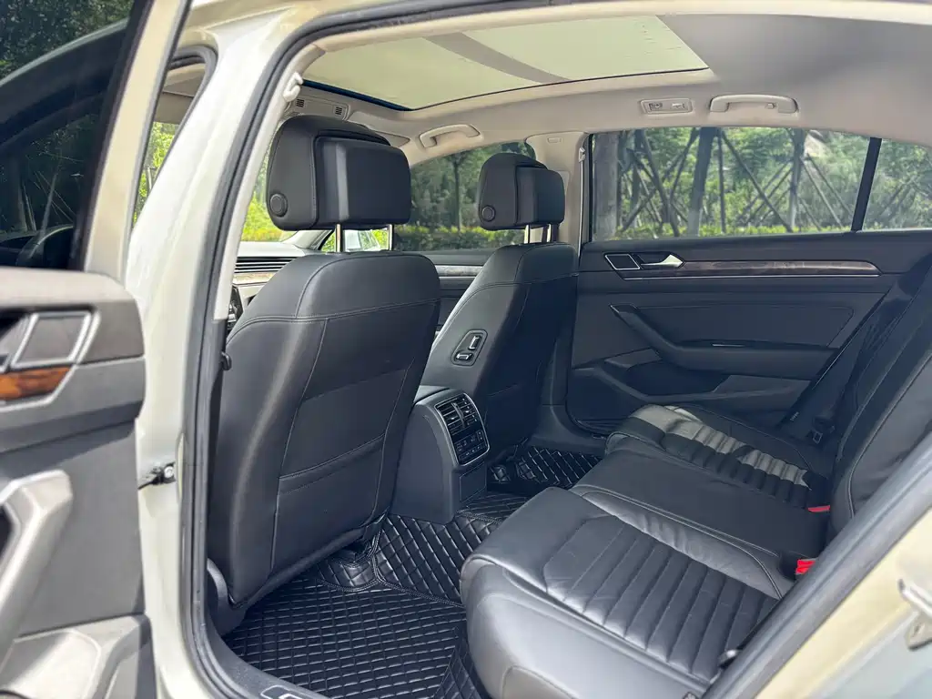Volkswagen Magotan 2018 330TSI DSG Luxury