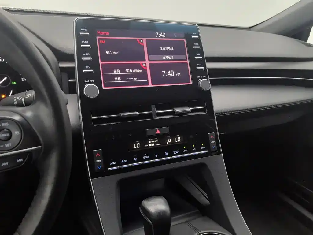 Toyota Avalon — миниатюра 12
