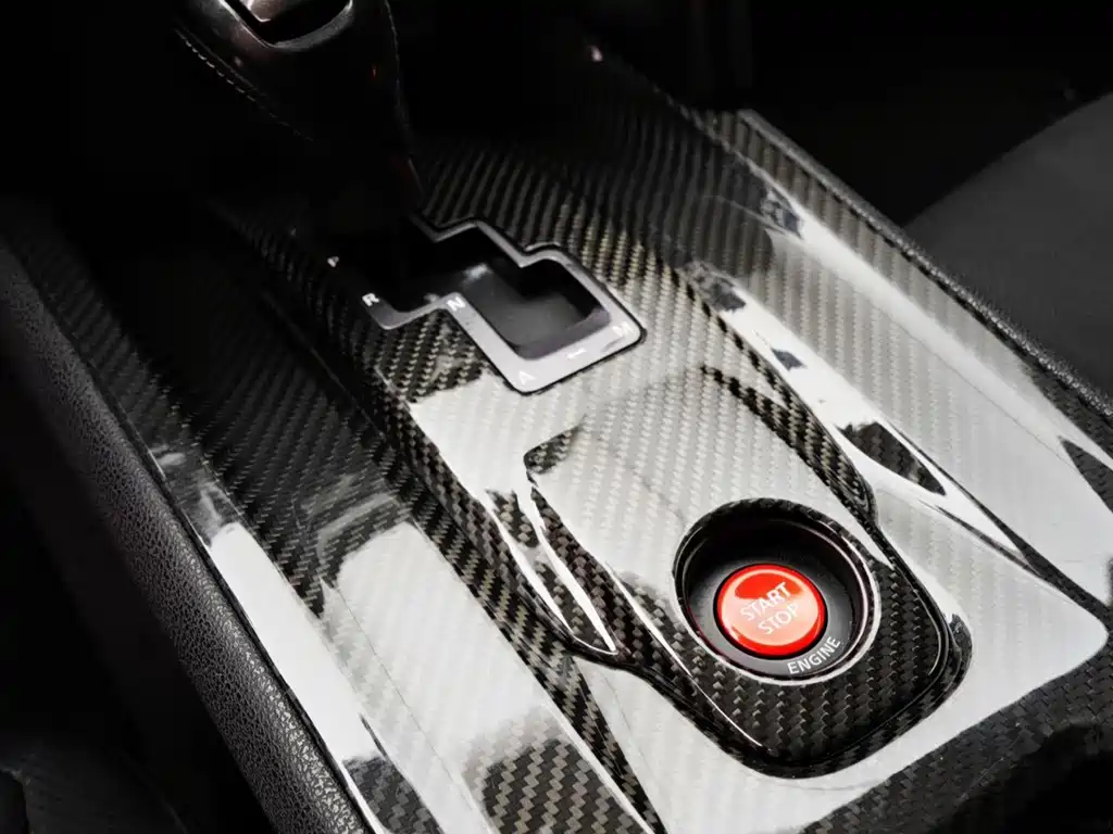 Nissan GT-R — миниатюра 17