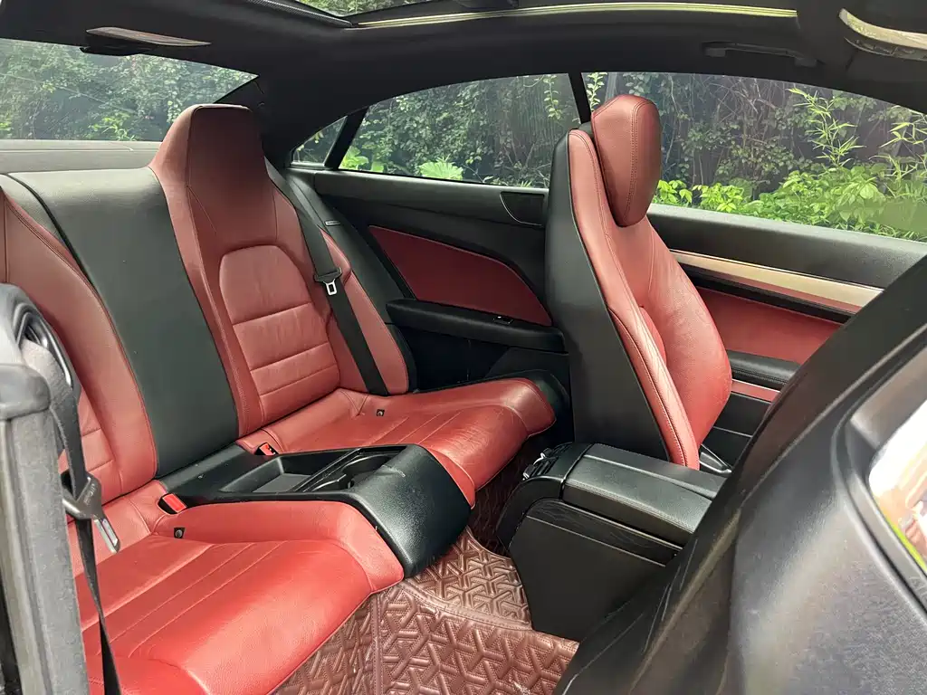 Mercedes-Benz E-Class E 2011 E 260 CGI Coupe