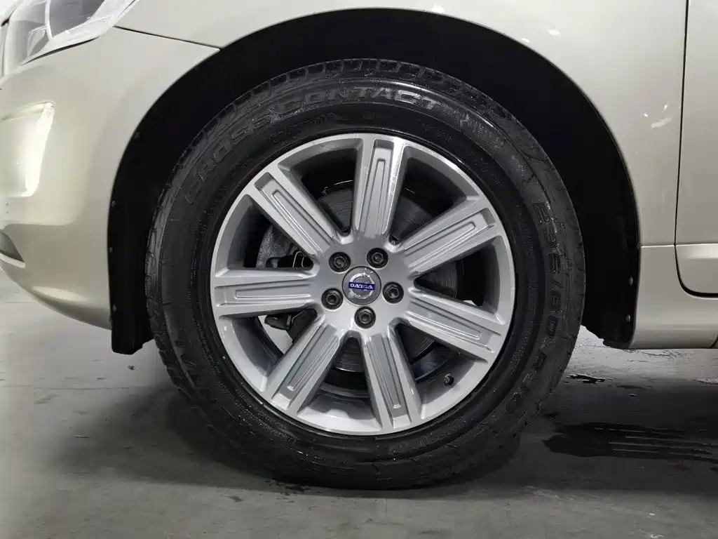 Volvo XC60 — миниатюра 17