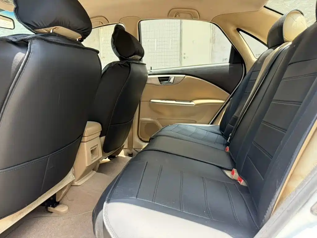 Buick Excelle — миниатюра 5
