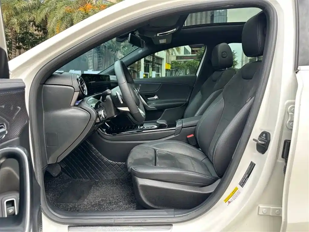 Mercedes-Benz A-Class A 2020 A 180 L Sport