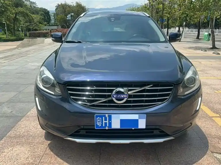 Купить Volvo XC60 (Import)