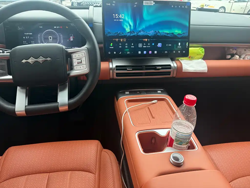 Fangchengbao Leopard 7 7 2025 200KM Max