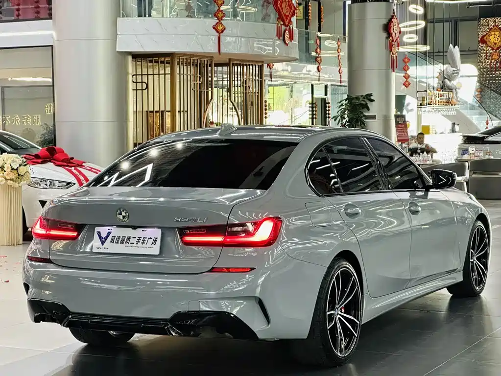 BMW 3 Series — миниатюра 7