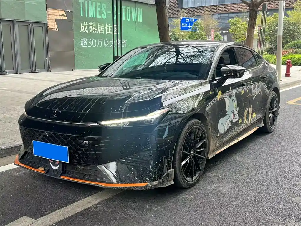 Changan UNI-V 2024