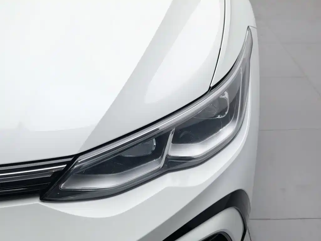 Volkswagen Golf — миниатюра 7