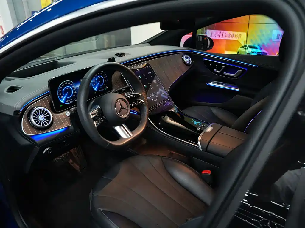 Mercedes-Benz EQE — миниатюра 13
