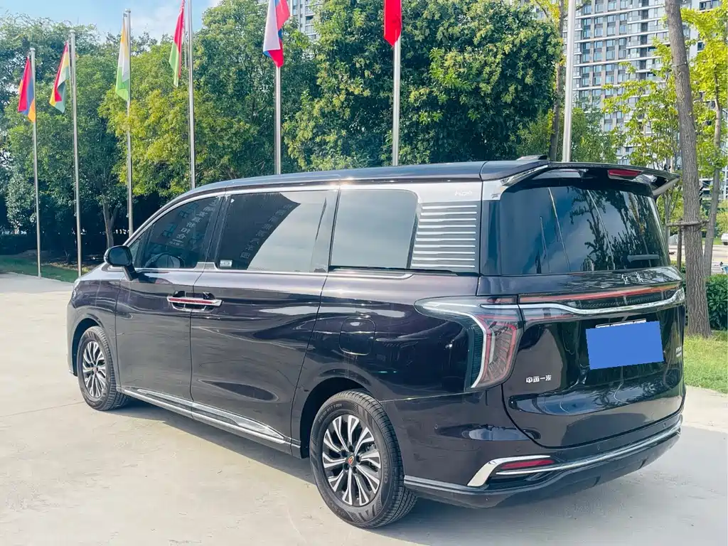 Hongqi Hongqi HQ9 PHEV — миниатюра 14