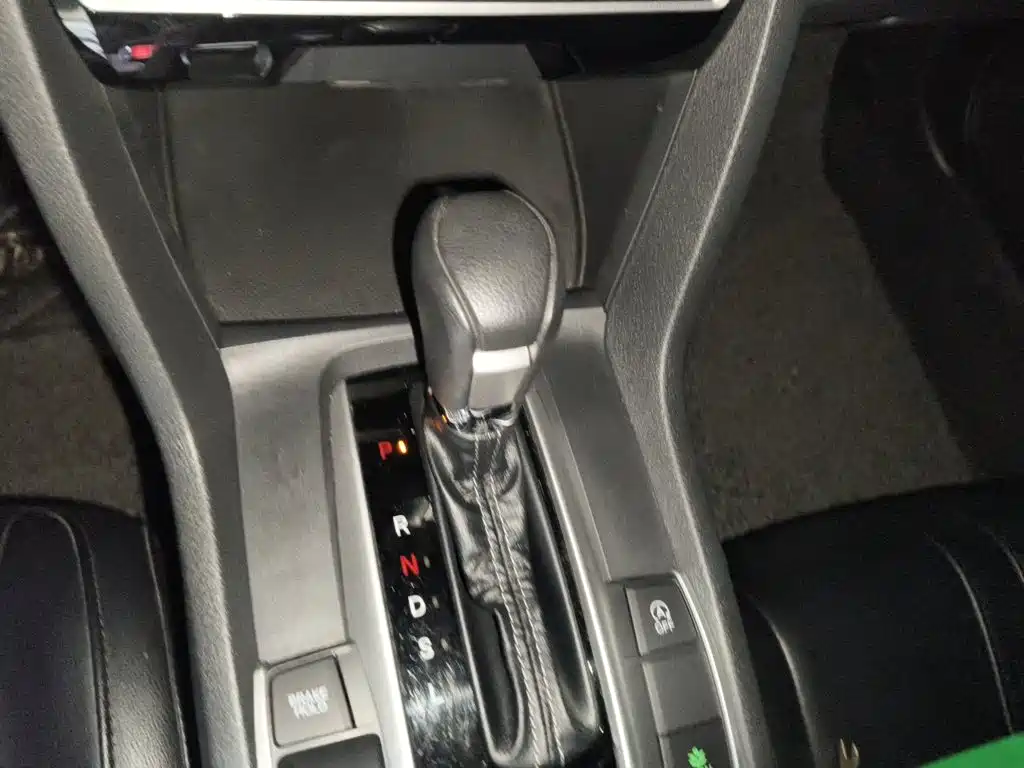 Honda Civic — миниатюра 10