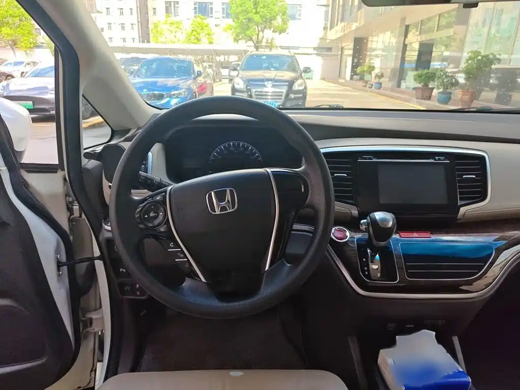 Honda Odyssey 2017 2.4L Luxury