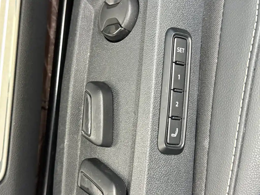 Volkswagen Passat 2022 380TSI Flagship