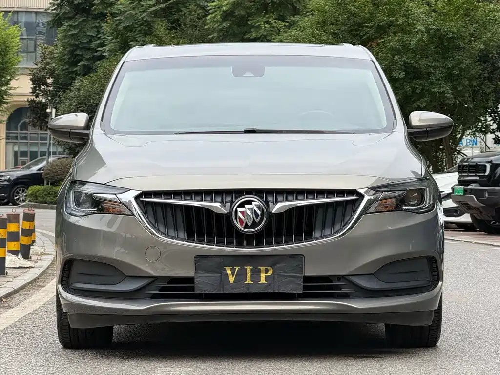 Buick GL6