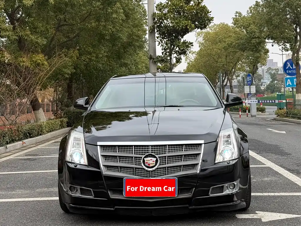 Cadillac CTS 2010
