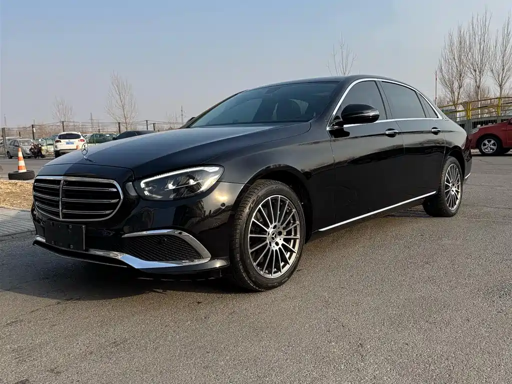 Mercedes-Benz E-Class 2021