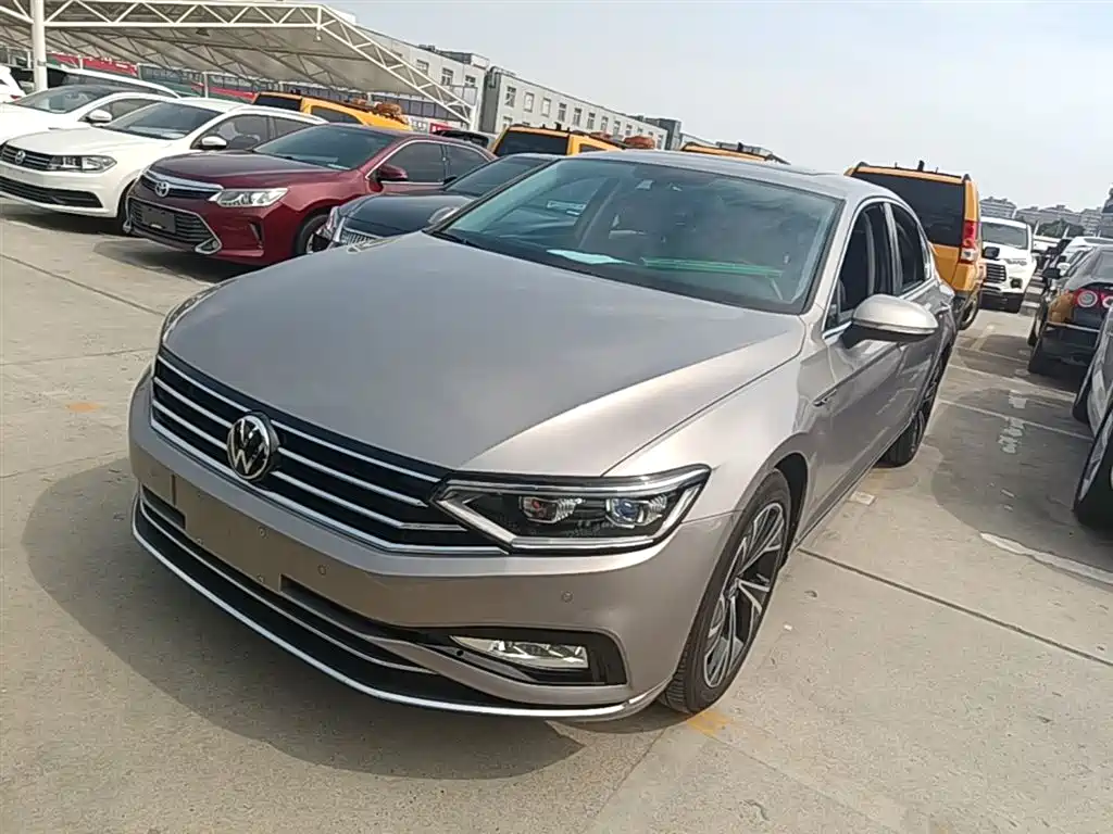 Volkswagen Magotan 2022
