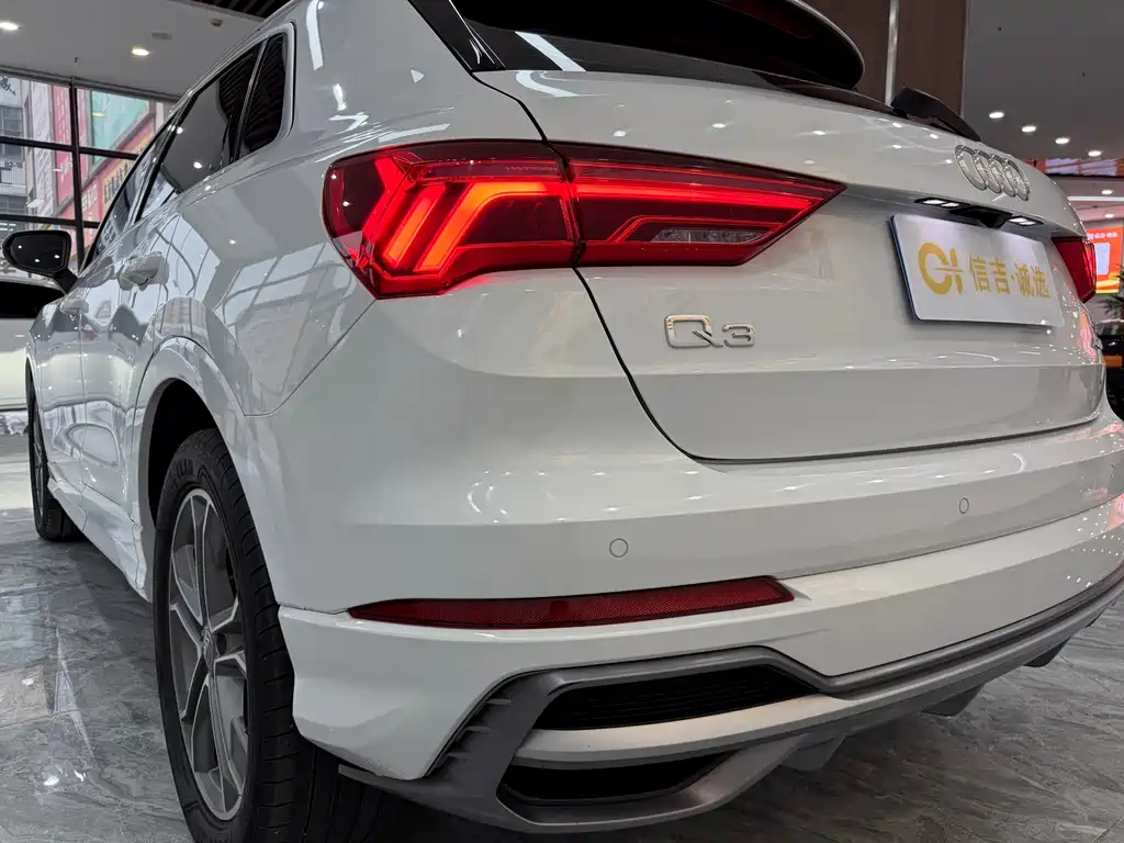 Audi Q3 2020 40 TFSI Fashion