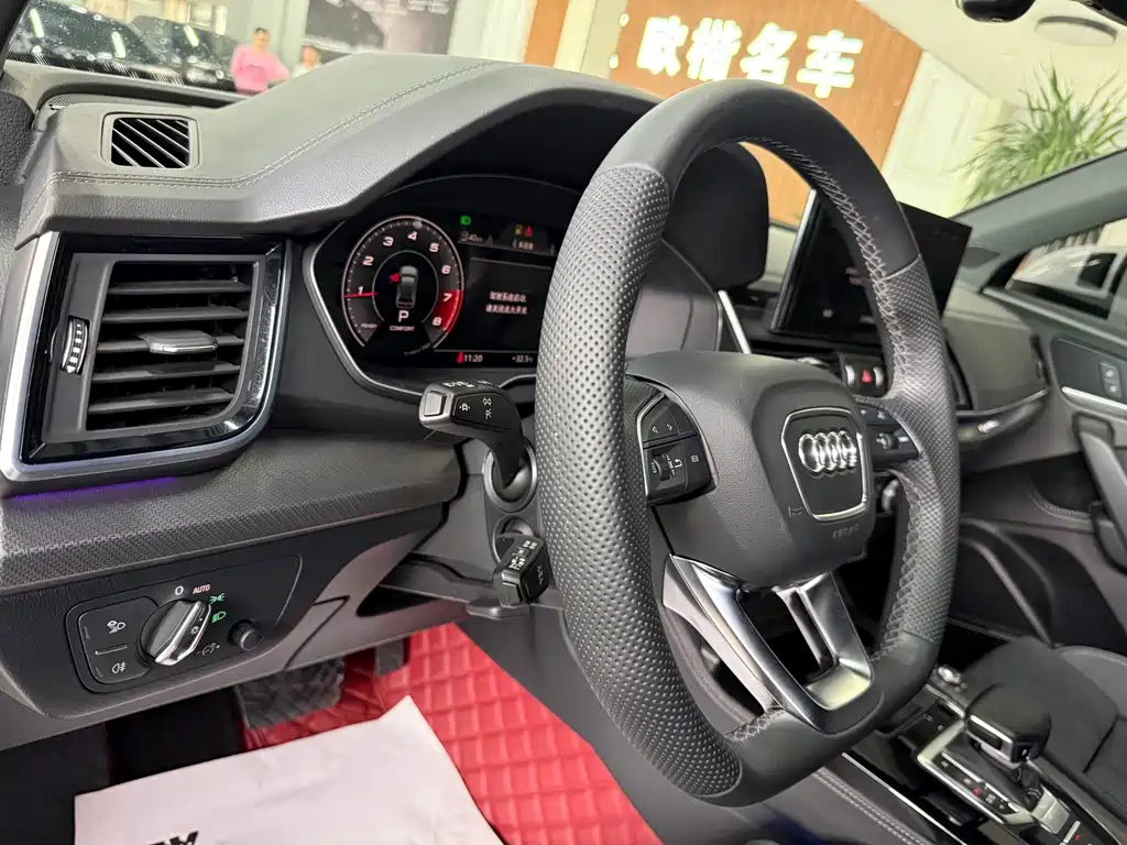 Audi Q5L Sportback — миниатюра 9