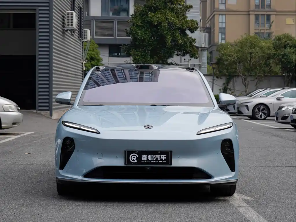 NIO NIO ET5
