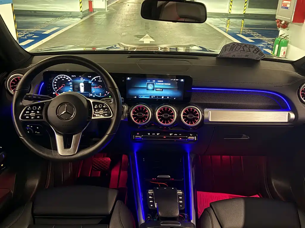 Mercedes-Benz GLB — миниатюра 14