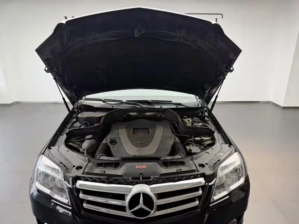 Mercedes-Benz GLK-Class (Import) — миниатюра 13